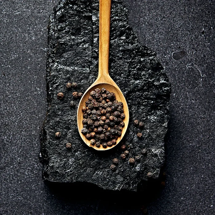 True Natural Goodness Whole Black Peppercorns
